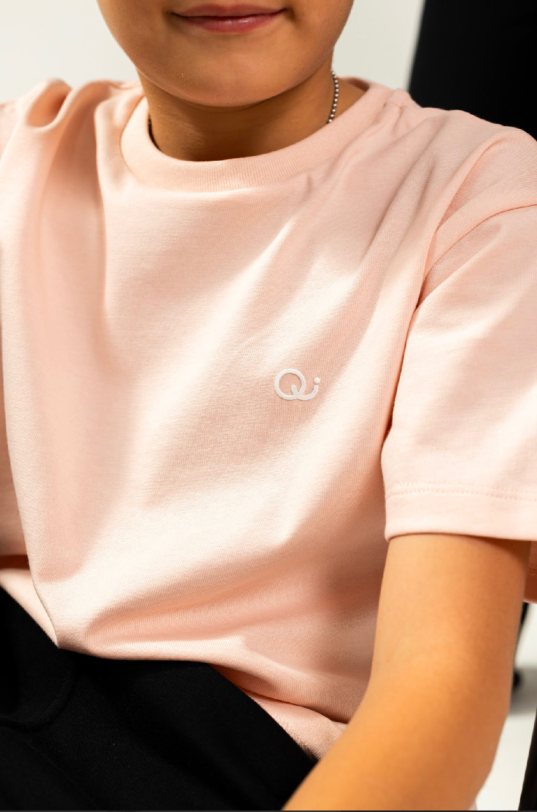 CAMISETA BÁSICA. COLOR PALO DE ROSA