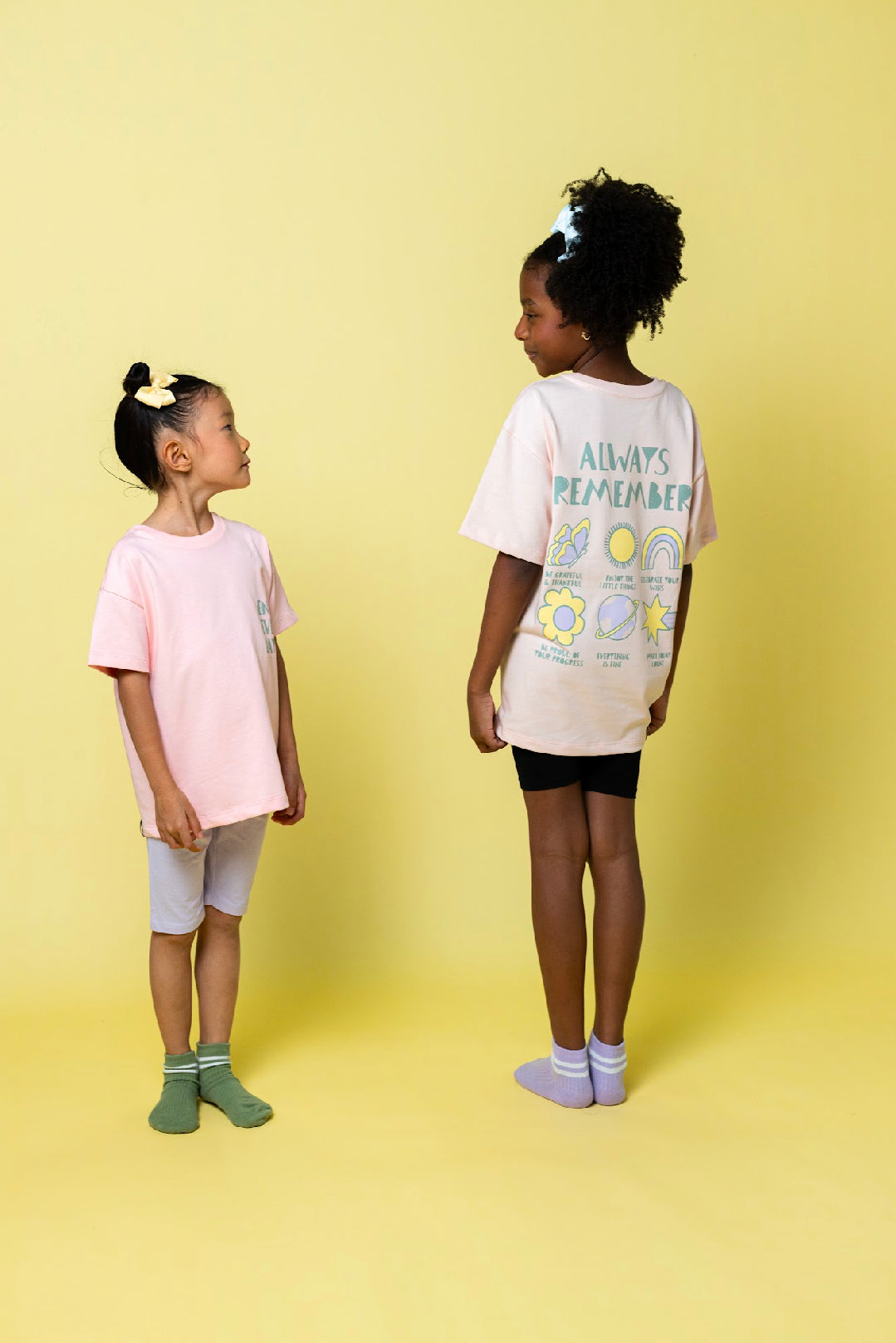 CAMISETA ALWAYS REMEMBER. COLOR PALO DE ROSA