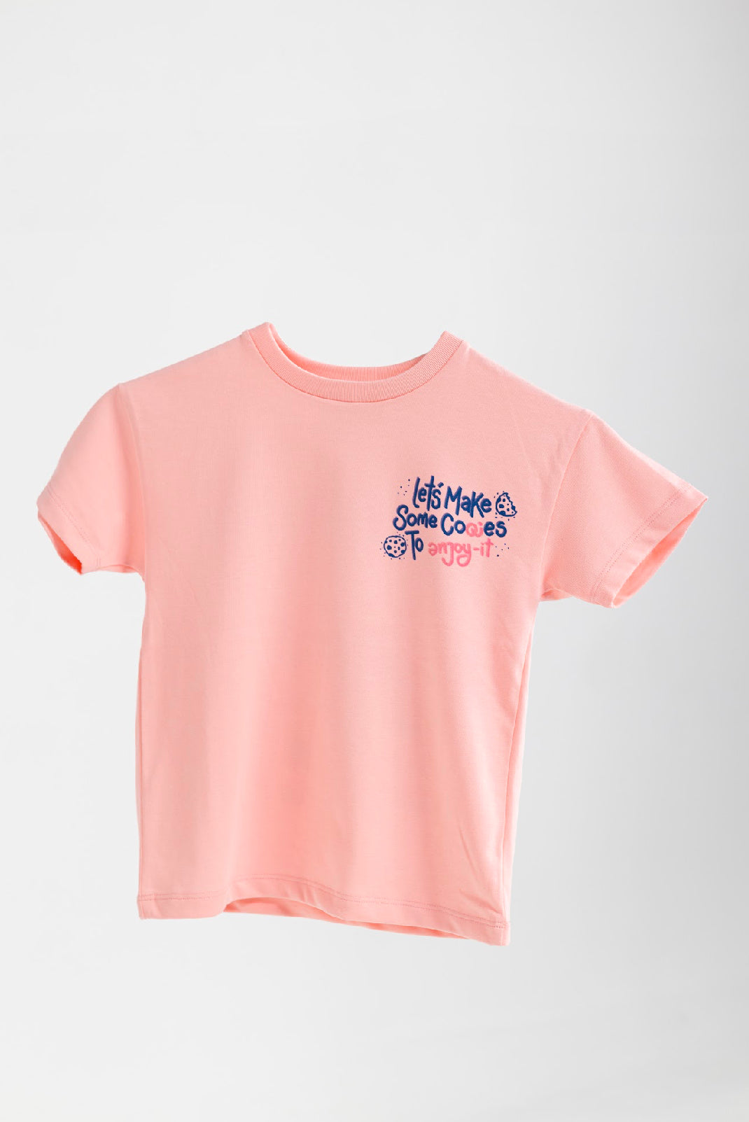 CAMISETA COLLAB OQUI X ENJOY IT. COLOR ROSA