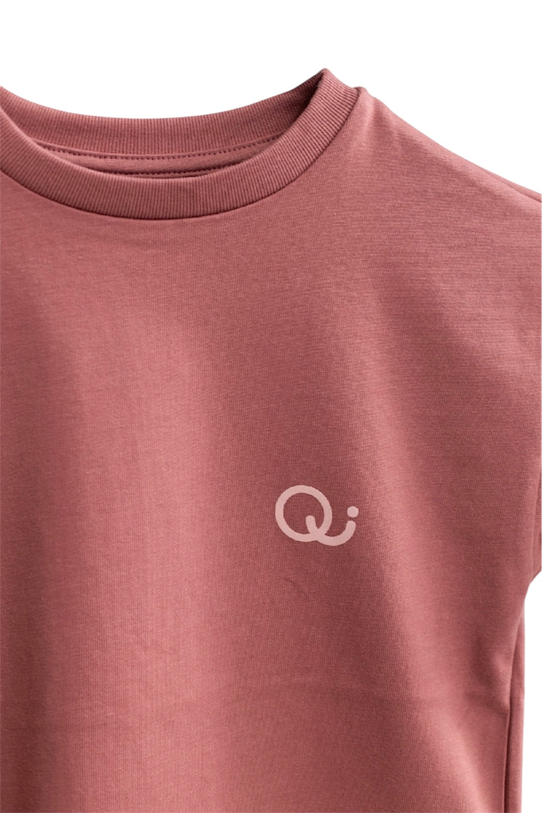 CAMISETA AMAZING THINGS. COLOR GUAYABA
